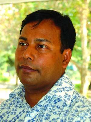 মোকারম হোসেন